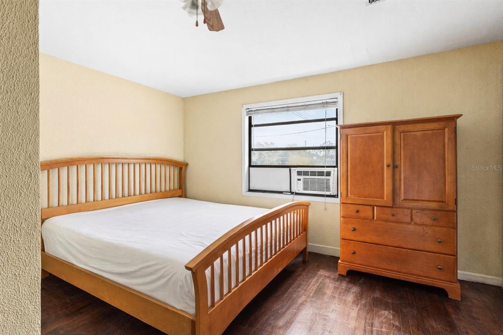 4402 West Lancaster Street Tampa, FL 33616 - Photo 5 of 22