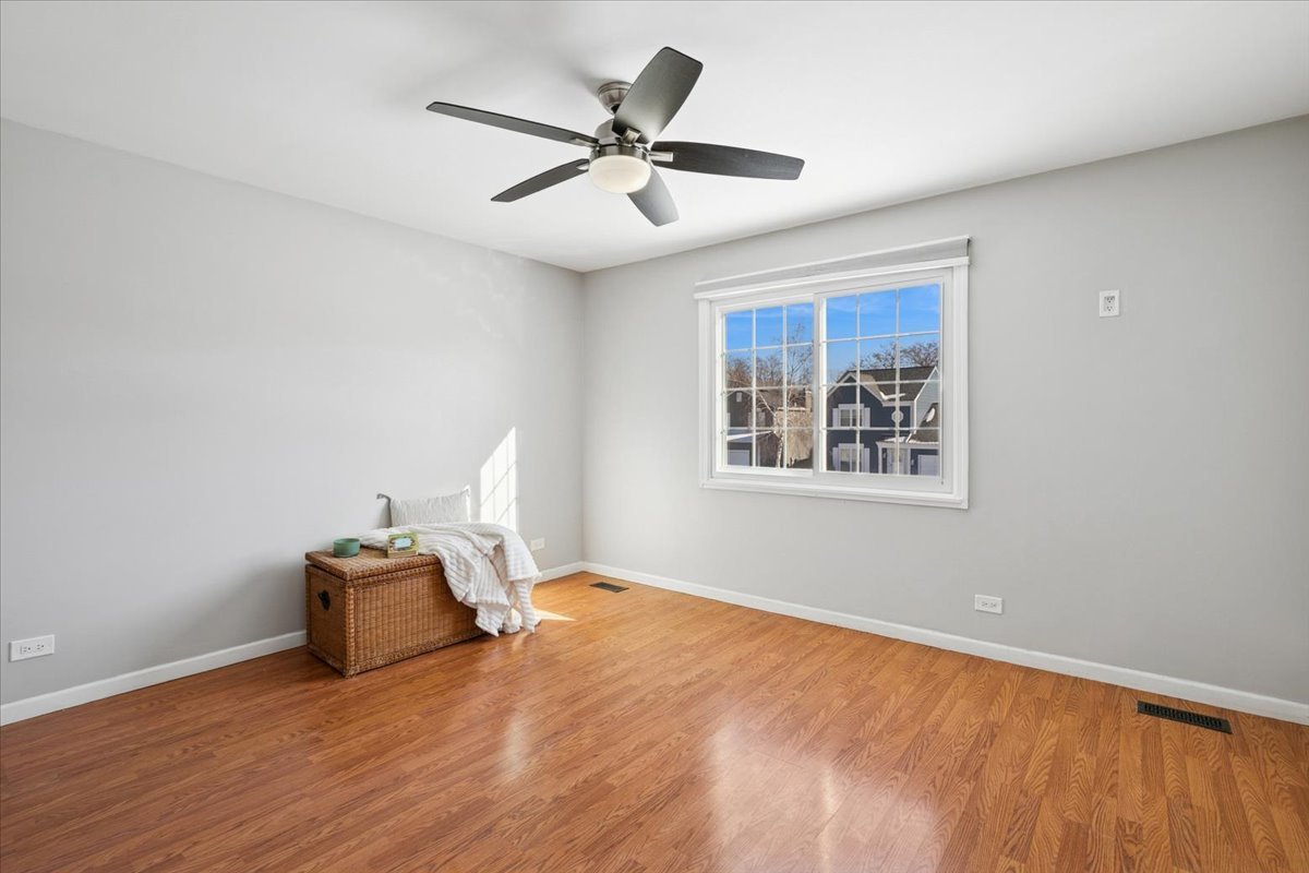 1405 Regency Lane Round Lake, IL 60073 - Photo 13 of 21