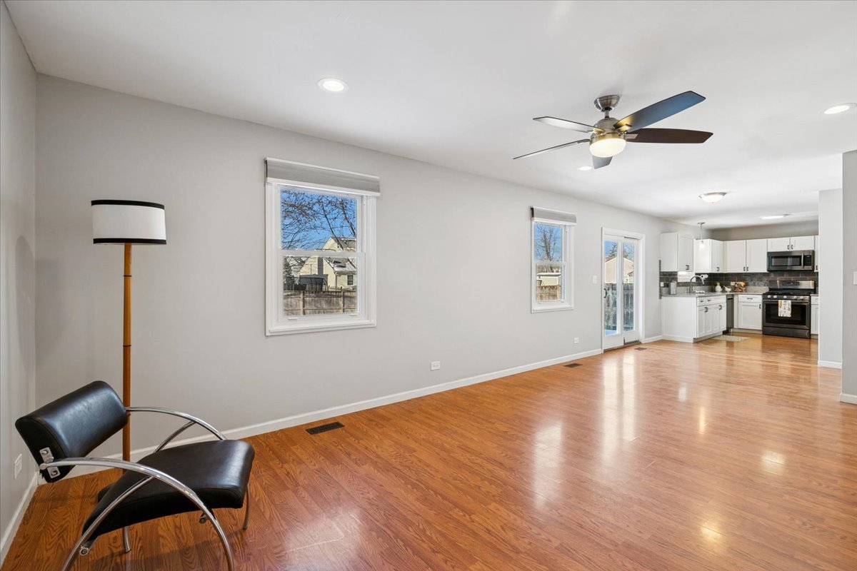 1405 Regency Lane Round Lake, IL 60073 - Photo 10 of 21