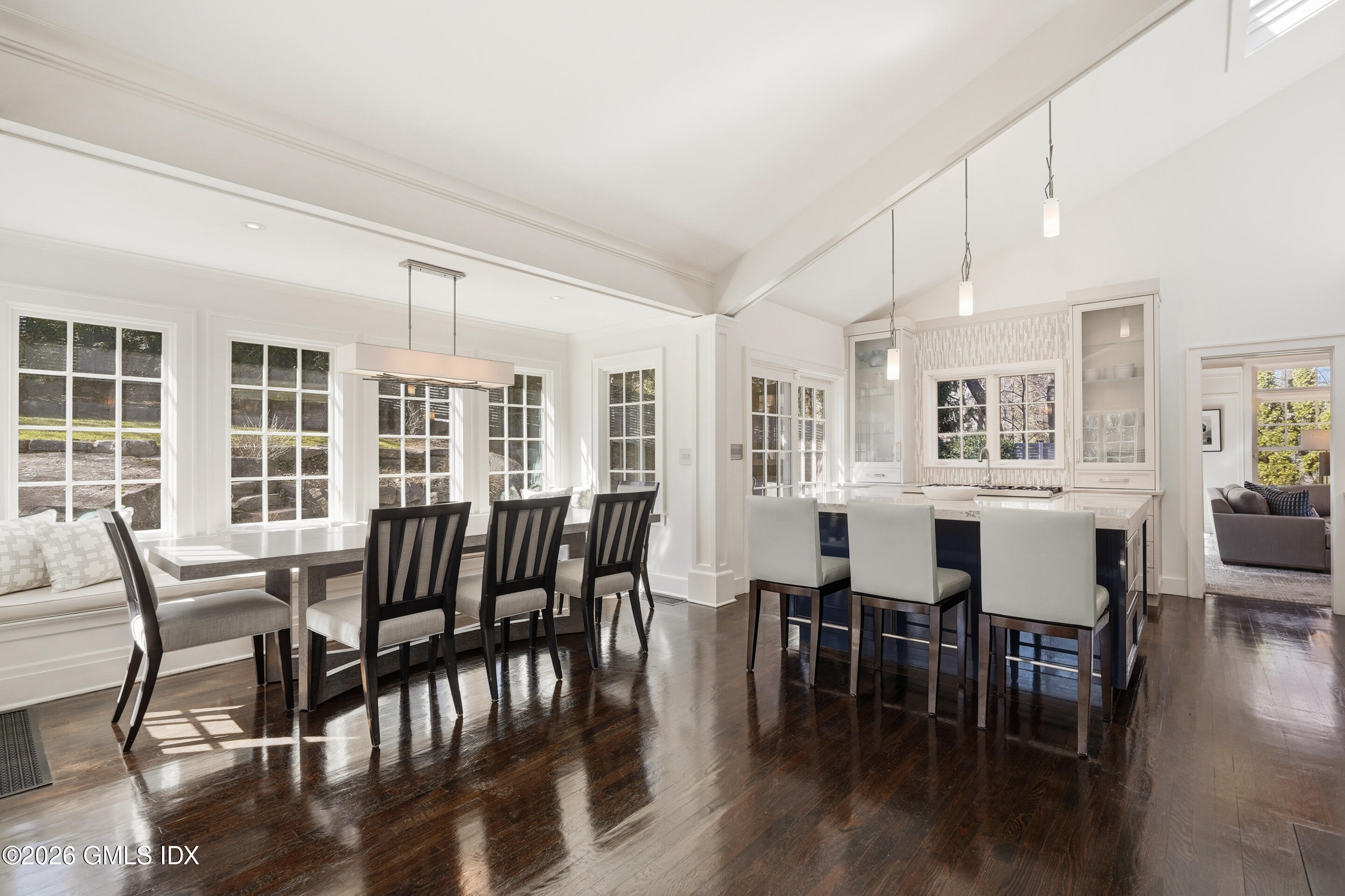 8 Willowmere Avenue Riverside, CT 06878 - Photo 20 of 50 Kitchen Banquet