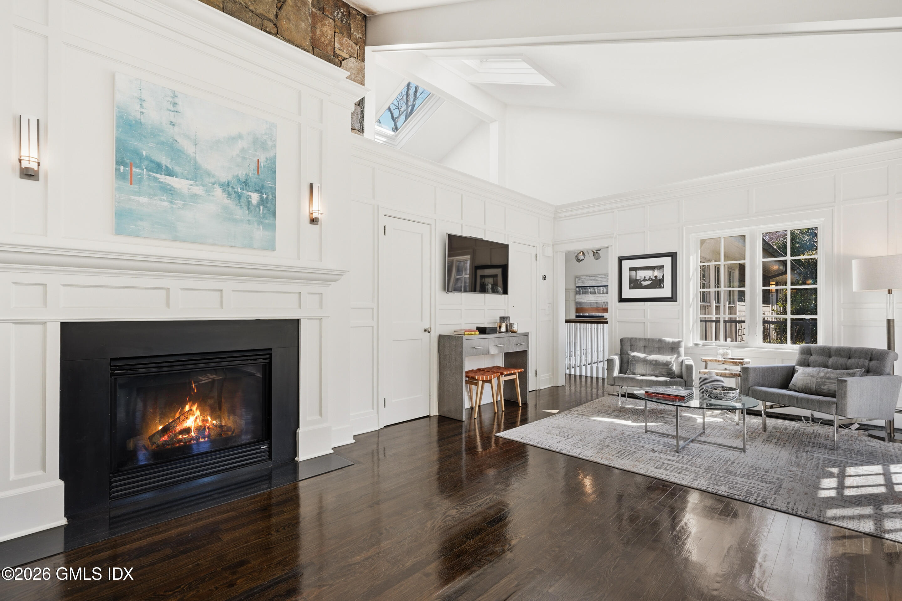 8 Willowmere Avenue Riverside, CT 06878 - Photo 24 of 50 Kitchen Fireplace