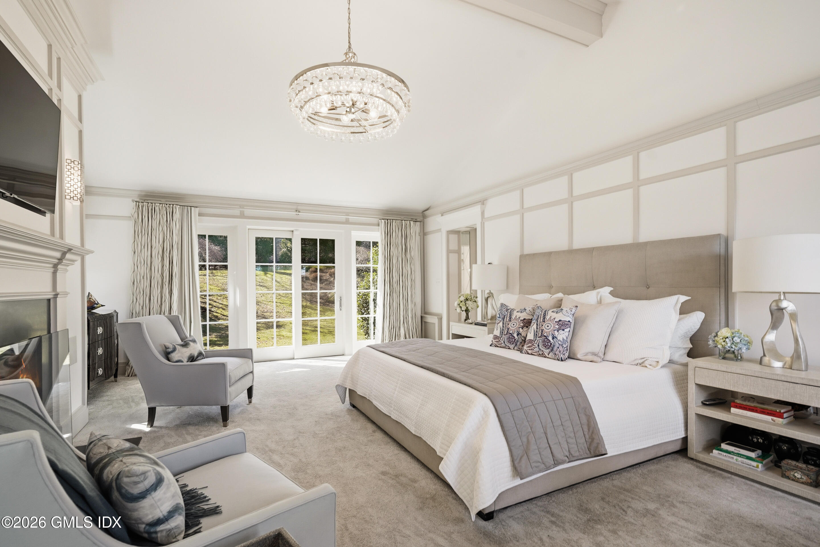 8 Willowmere Avenue Riverside, CT 06878 - Photo 28 of 50 Primary w Doors to Garden