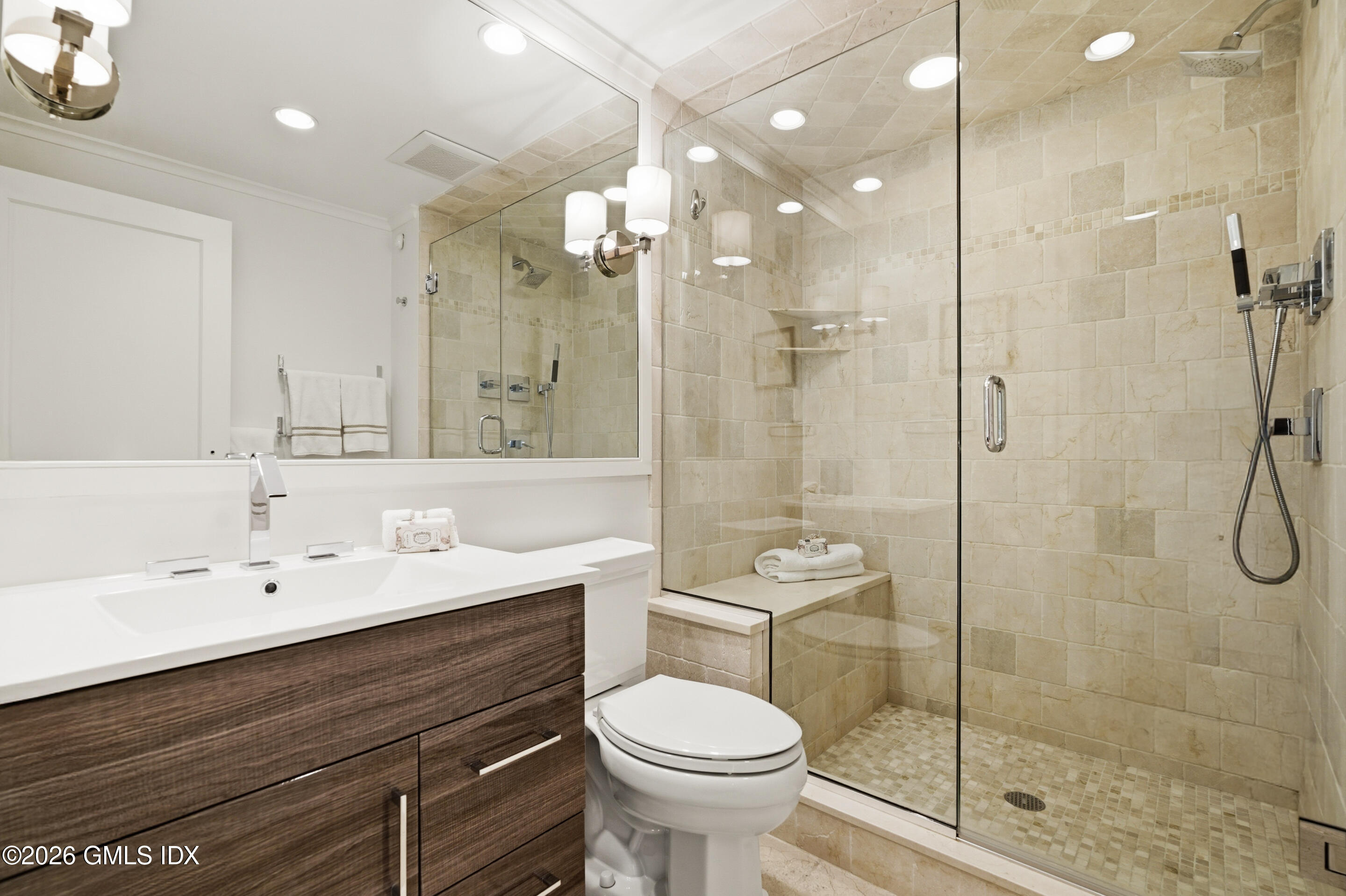 8 Willowmere Avenue Riverside, CT 06878 - Photo 40 of 50 Guest Bathrm