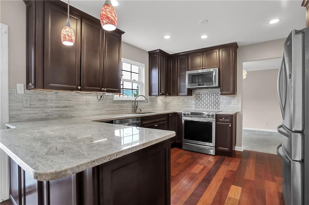 7668 Willow Ridge Fishers, IN 46038 - Photo 14 of 59 Gallery Image 14