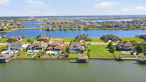 $2,995,000 | 1036 Lakeshore Boulevard, Slidell, LA 70461