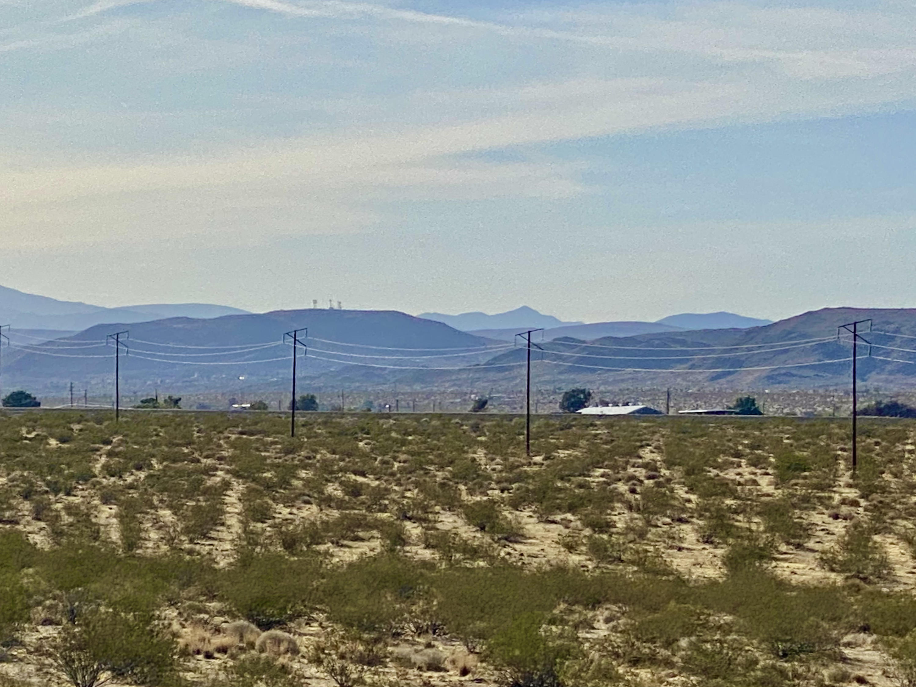 104 Sullivan Road Joshua Tree, CA 92252 - Photo 11 of 25 a view of an ocean