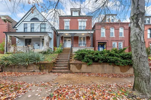 $399,500 | 4521 Gibson Avenue, St. Louis, MO 63110