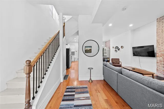 $399,500 | 4521 Gibson Avenue, St. Louis, MO 63110