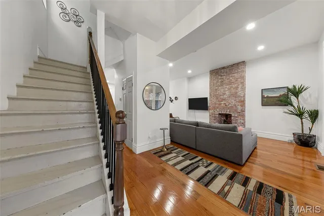 $399,500 | 4521 Gibson Avenue, St. Louis, MO 63110