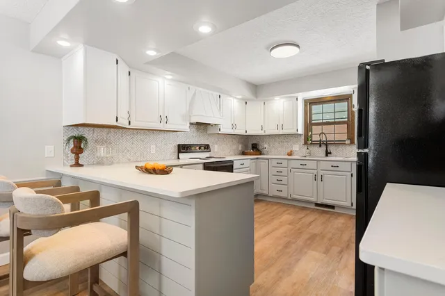 $274,500 | 311 South Van Doren Street, Champaign, IL 61820