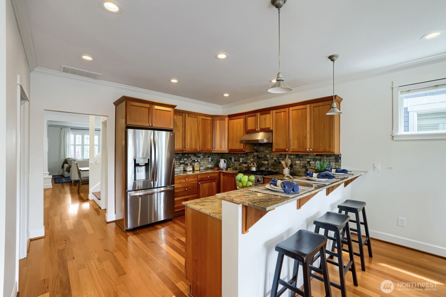 721 North 79th Street Seattle, WA 98103 - Photo 10 of 33