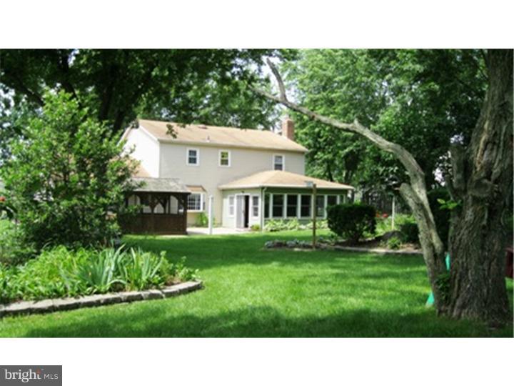 906 Capitol Road Norristown, PA 19403 - Photo 2 of 20 Gallery Image 2