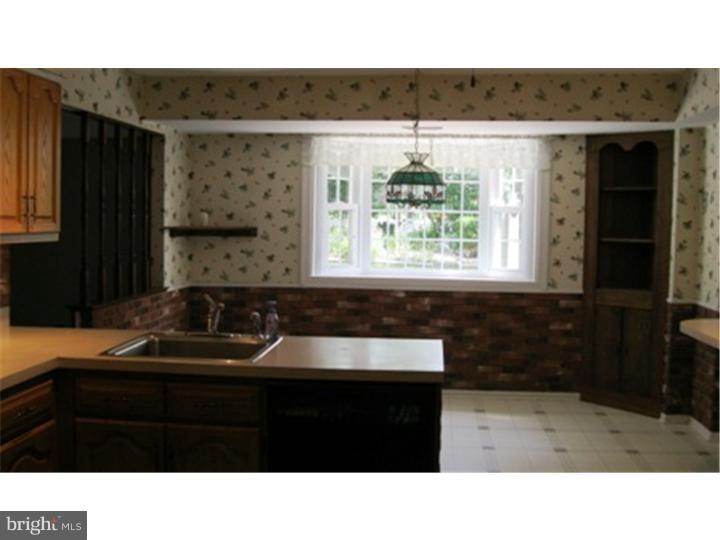 906 Capitol Road Norristown, PA 19403 - Photo 12 of 20 Gallery Image 12
