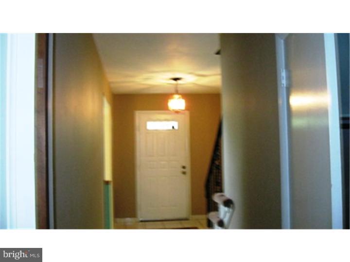 906 Capitol Road Norristown, PA 19403 - Photo 15 of 20 Gallery Image 15