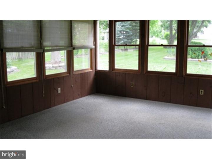 906 Capitol Road Norristown, PA 19403 - Photo 7 of 20 Gallery Image 7