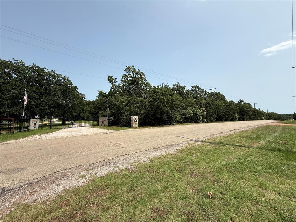 651 South Trinity Road Denton, TX 76208 - Photo 5 of 9