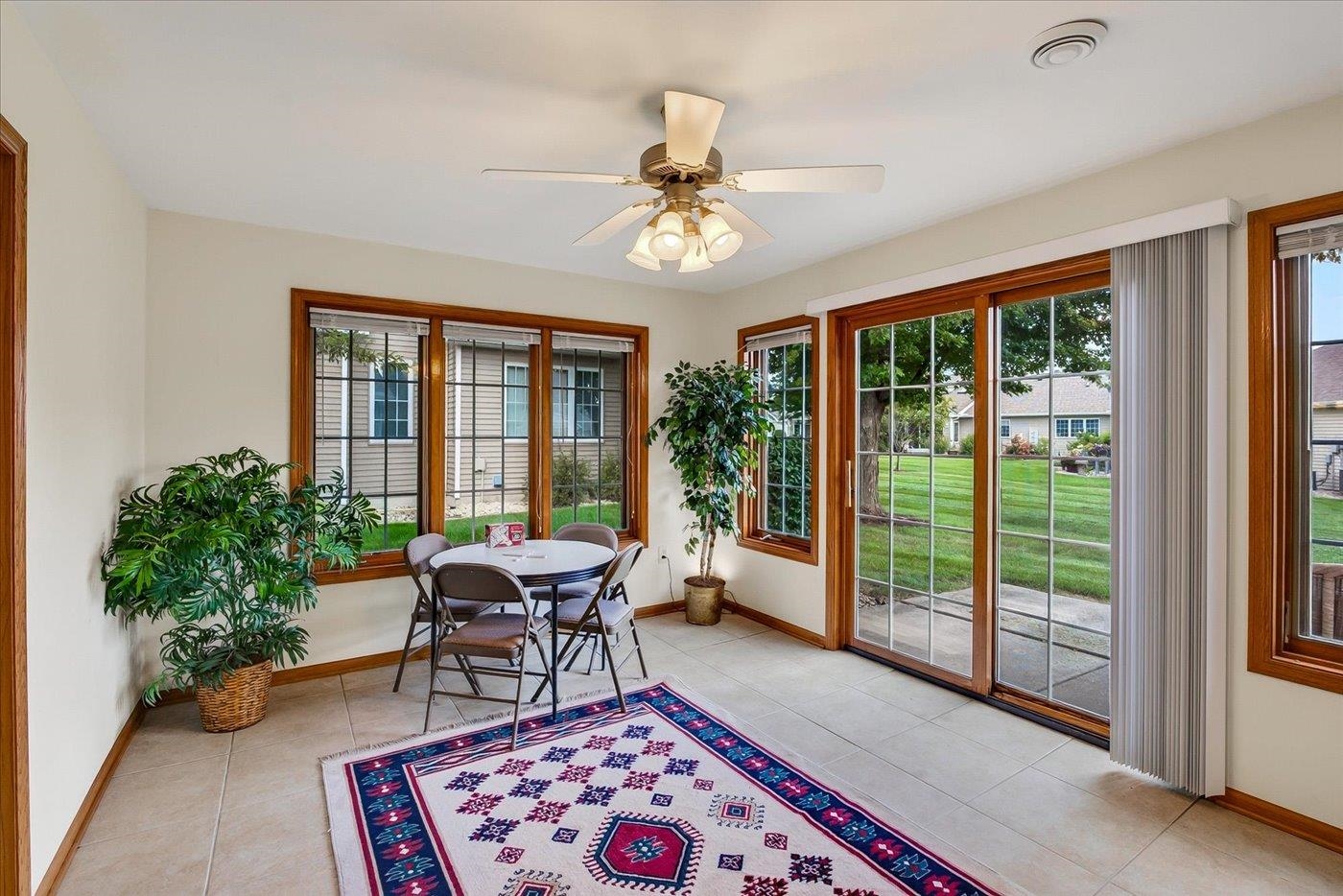 640 Springbrook Circle DeForest, WI 53532 - Photo 15 of 41 Gallery Image 15