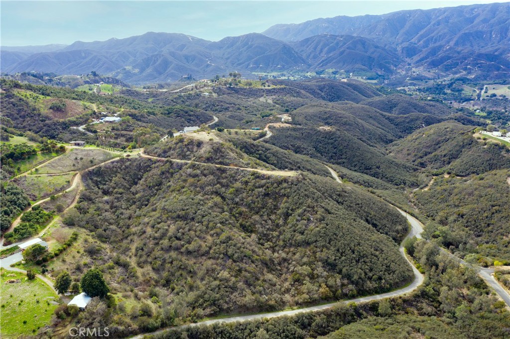 39939 Jones Road Fallbrook, CA 92028 - Photo 20 of 36 a view of a city