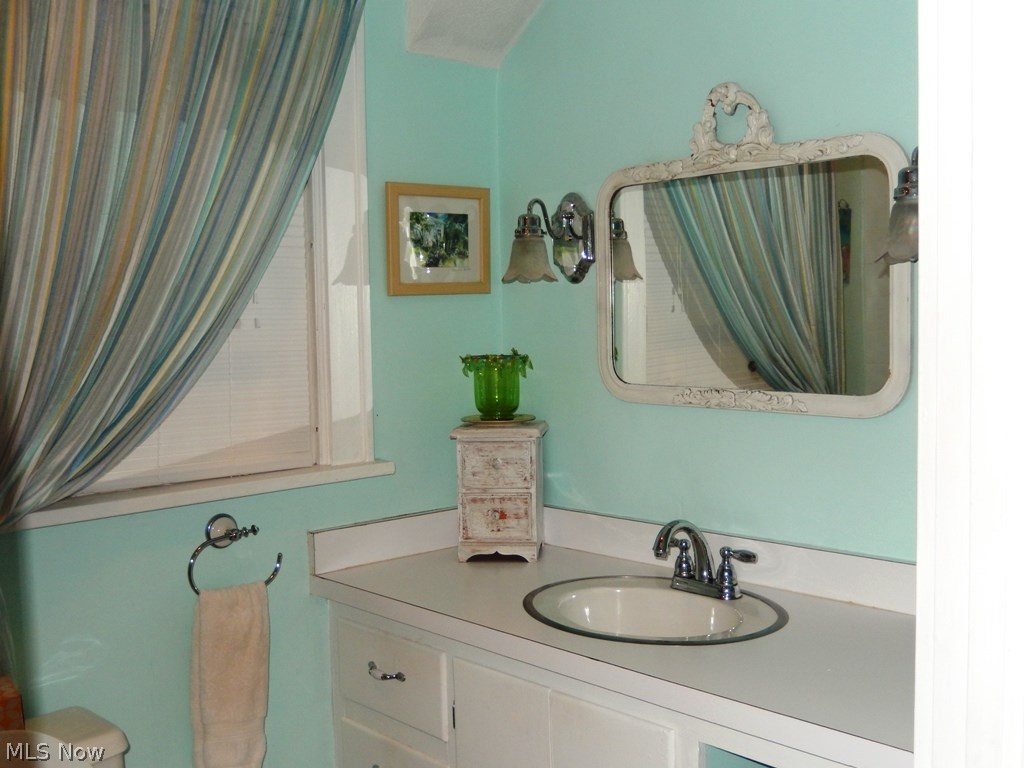 2920 Lee Road Silver Lake, OH 44224 - Photo 18 of 25