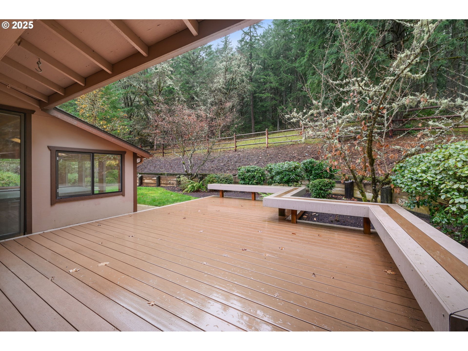 28198 Briggs Hill Road Eugene, OR 97405 - Photo 35 of 47 Deck