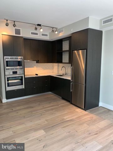 $400,000 | 1300 4th Street Southeast, Unit 202, Washington, DC 20003