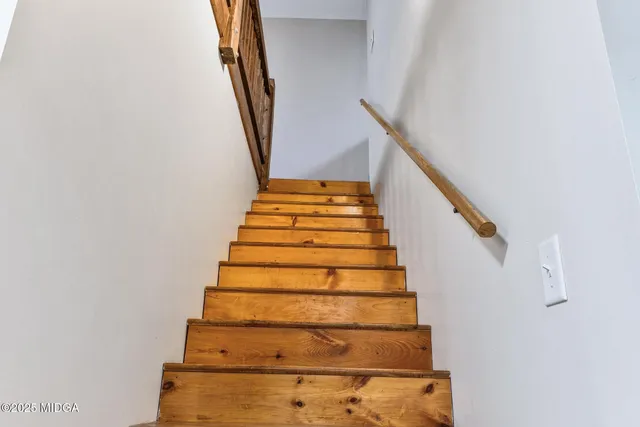 a view of a room with tiles