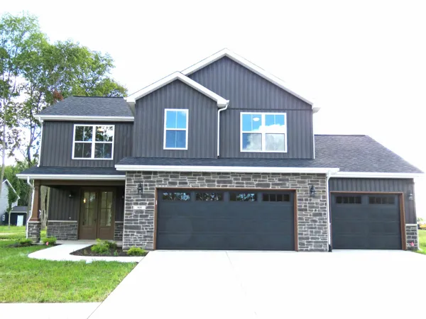 $439,900 | 909 South Hoke Avenue, Frankfort, IN 46041