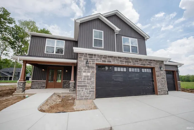 $439,900 | 909 South Hoke Avenue, Frankfort, IN 46041