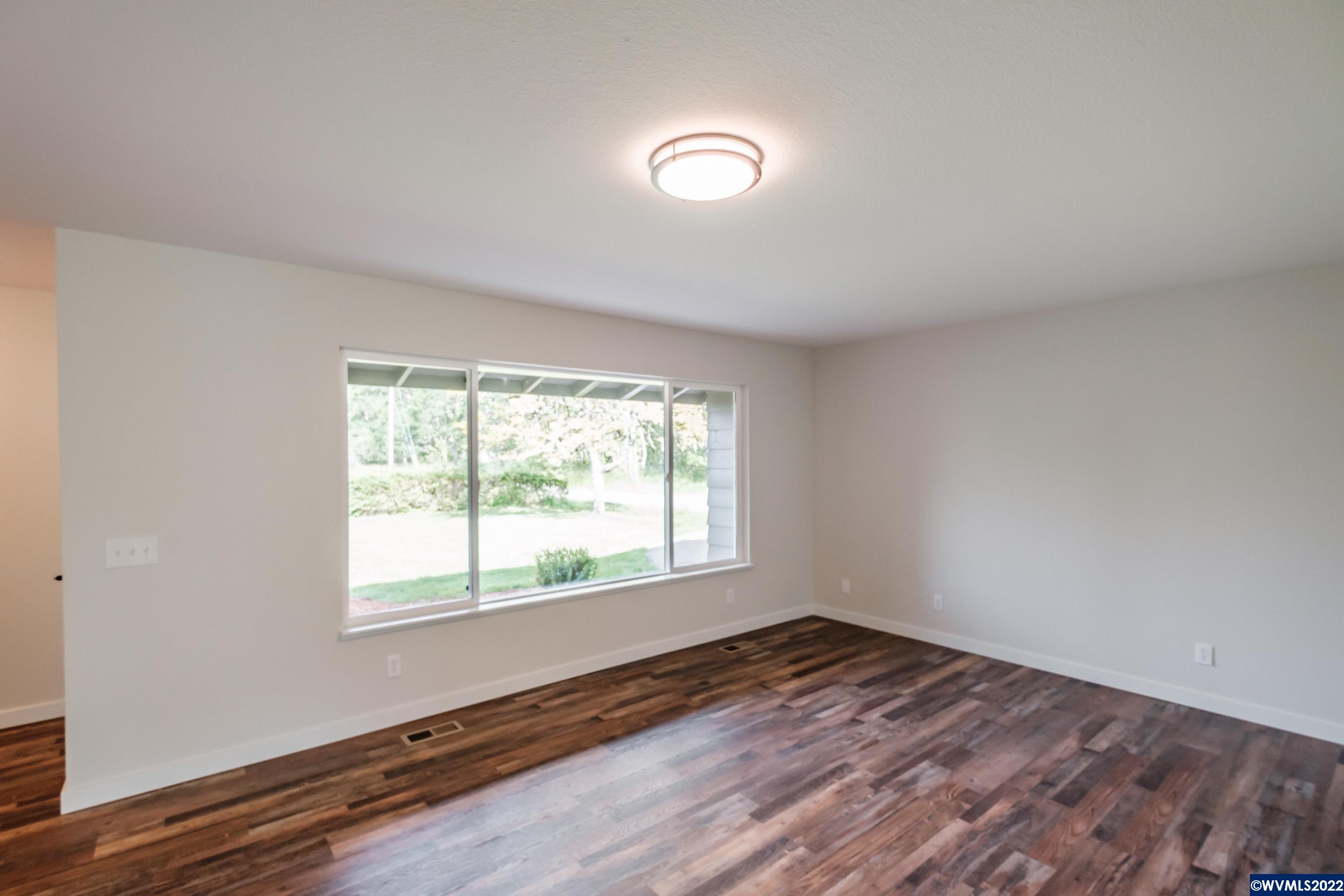 7782 Witzel Road Southeast Turner, OR 97392 - Photo 4 of 28