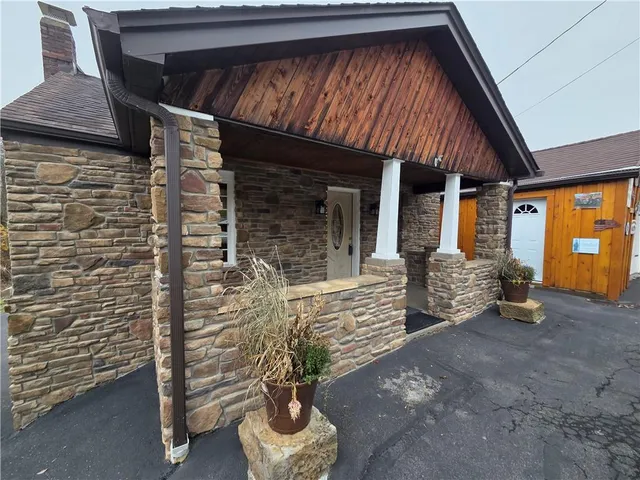 $159,000 | 1772 Saxonburg Boulevard, Tarentum, PA 15084