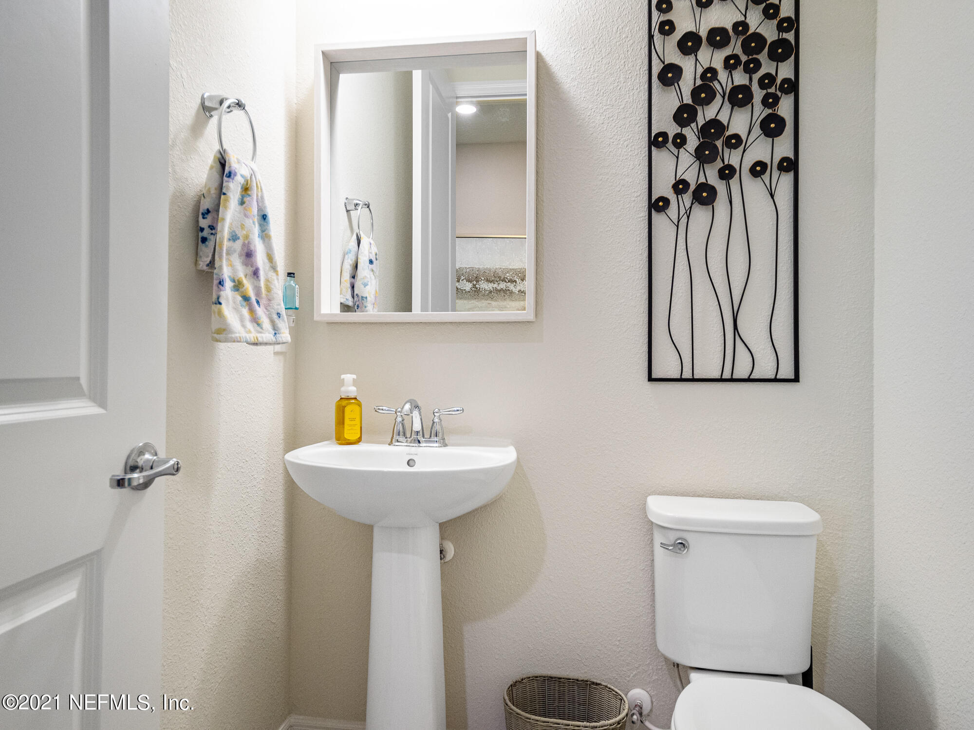 109 Spring Tide Way Ponte Vedra, FL 32081 - Photo 16 of 61 Powder Room