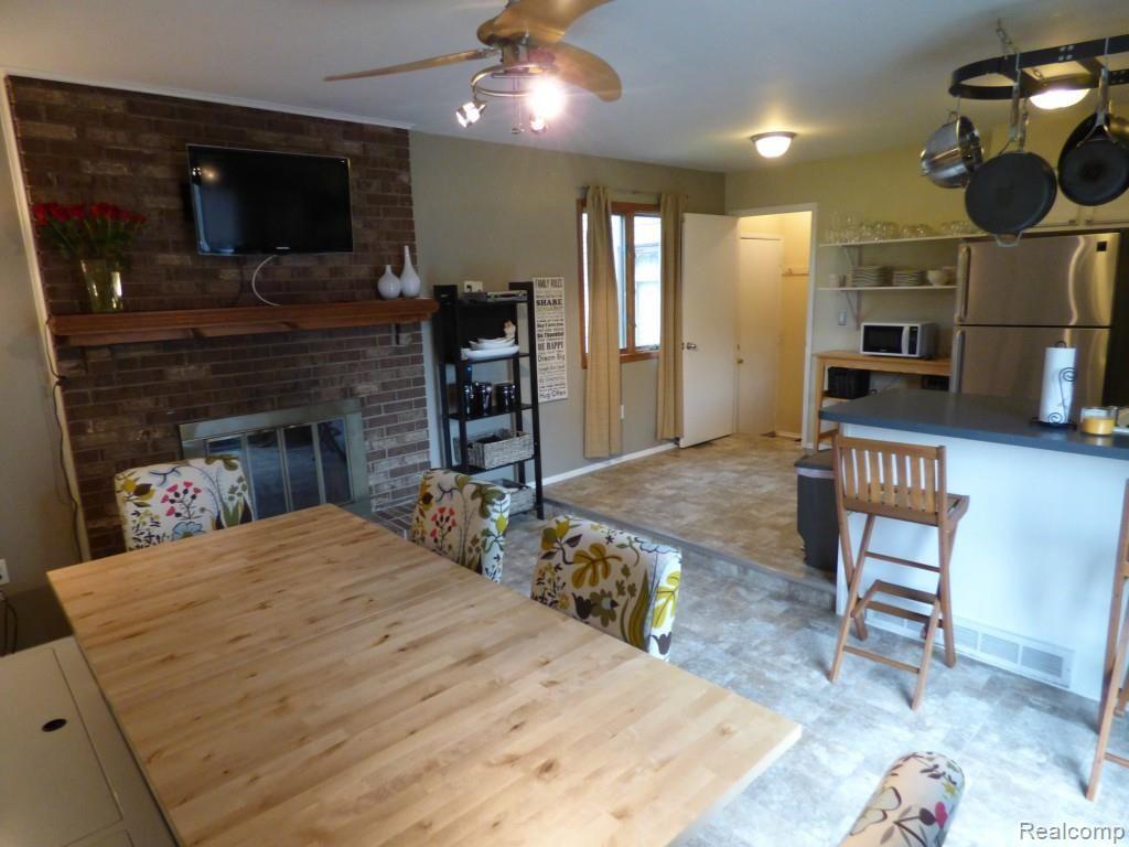 43432 Proctor Road Canton, MI 48188 - Photo 9 of 31 P1170839.jpg