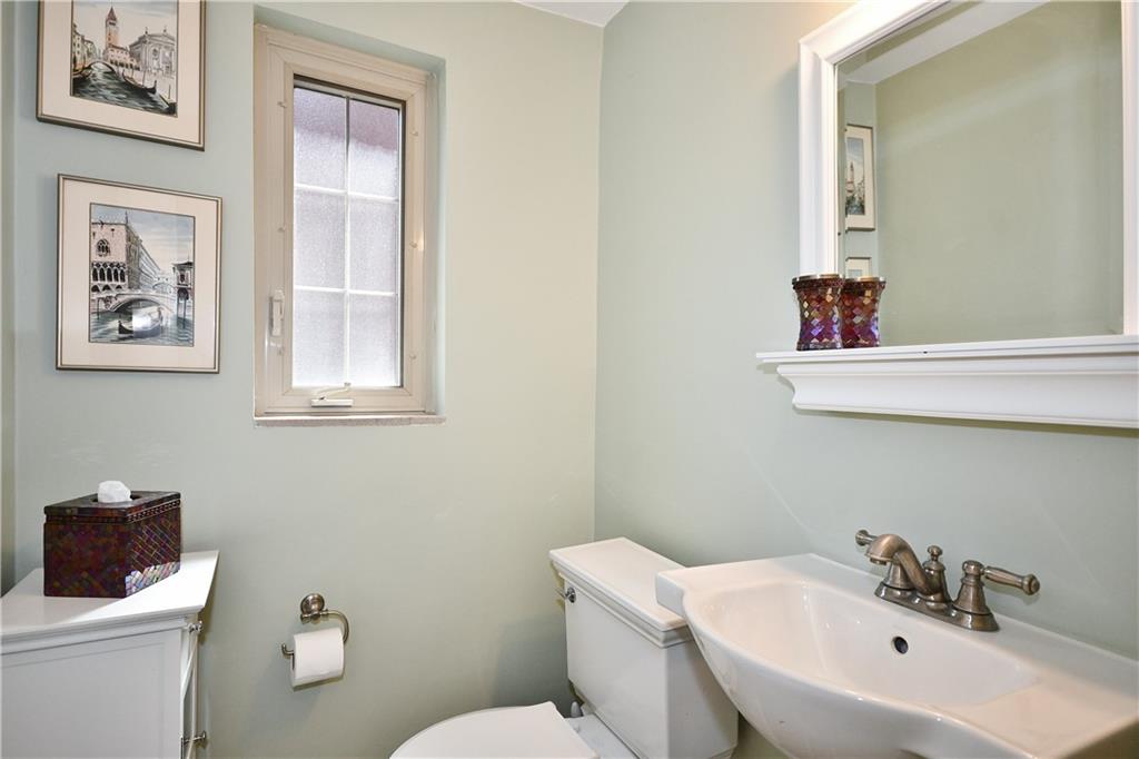 127 Conover Road Pittsburgh, PA 15208 - Photo 17 of 25 Gallery Image 17