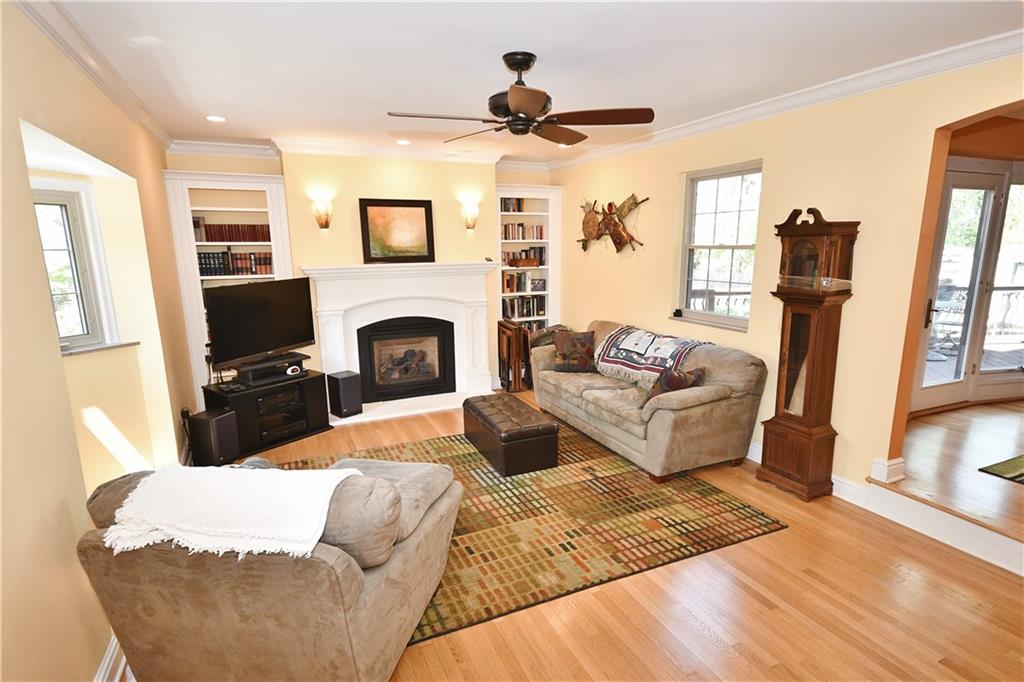 127 Conover Road Pittsburgh, PA 15208 - Photo 6 of 25 Gallery Image 6