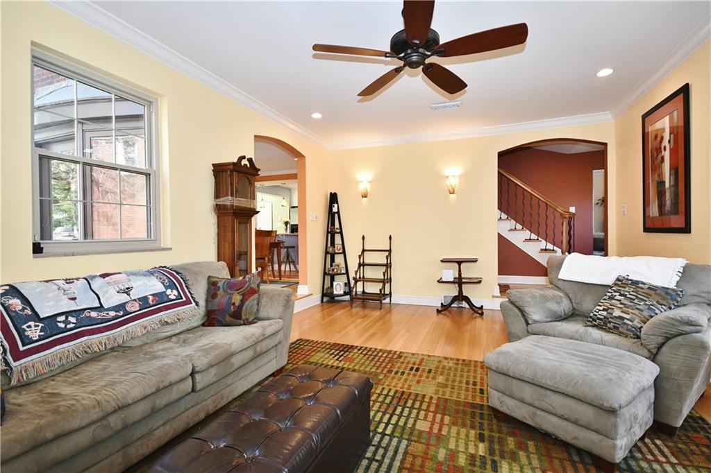 127 Conover Road Pittsburgh, PA 15208 - Photo 7 of 25 Gallery Image 7