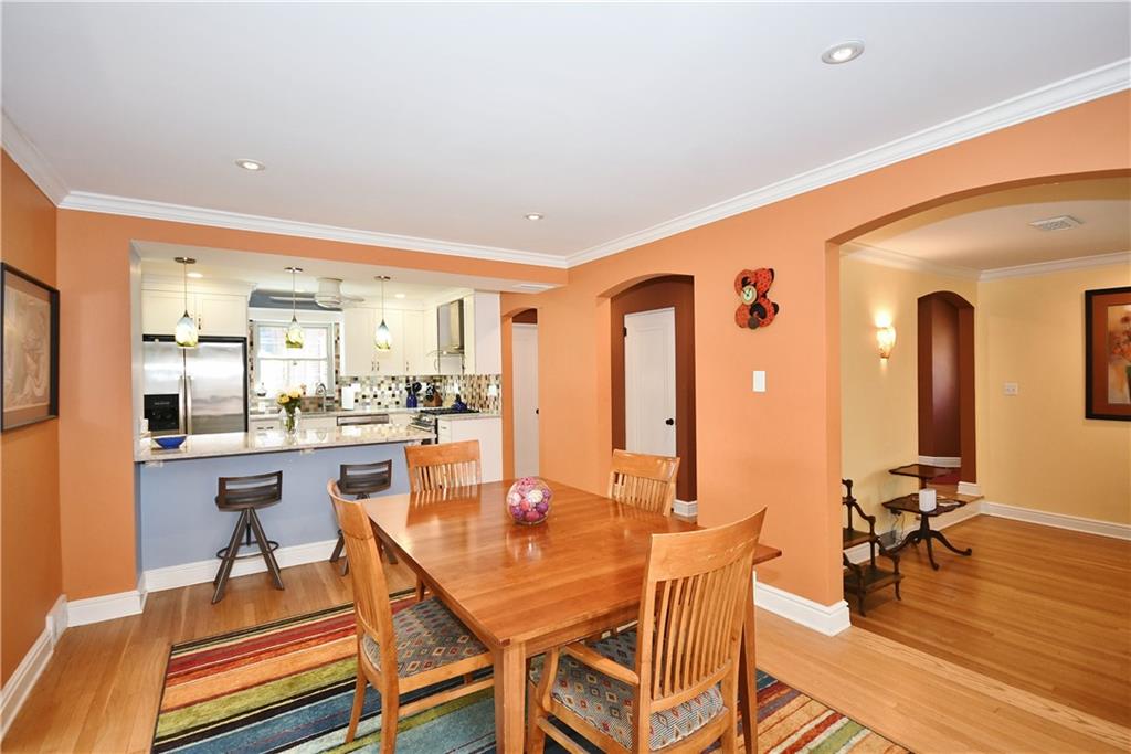 127 Conover Road Pittsburgh, PA 15208 - Photo 9 of 25 Gallery Image 9