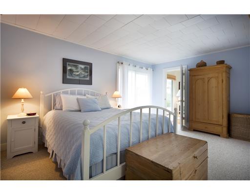 919 Champlin Road Block Island, RI 02807 - Photo 11 of 11 Master Bedroom.