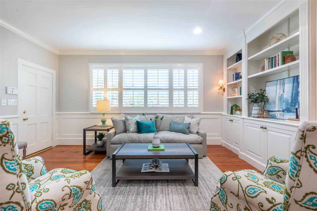 1110 Harvey Street Raleigh, NC 27608 - Photo 7 of 30 This lovely sitting area off of the great room is a cozy place to spend time! Family Room
