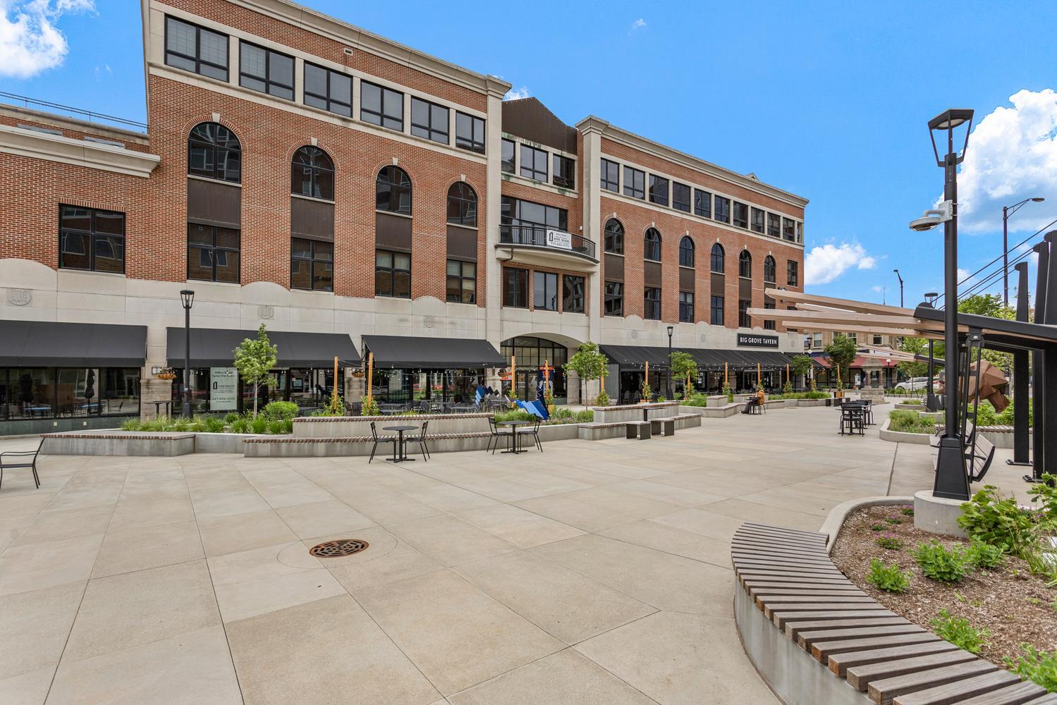 1 East Main Street, Unit 404 Champaign, IL 61820 - Photo 30 of 32