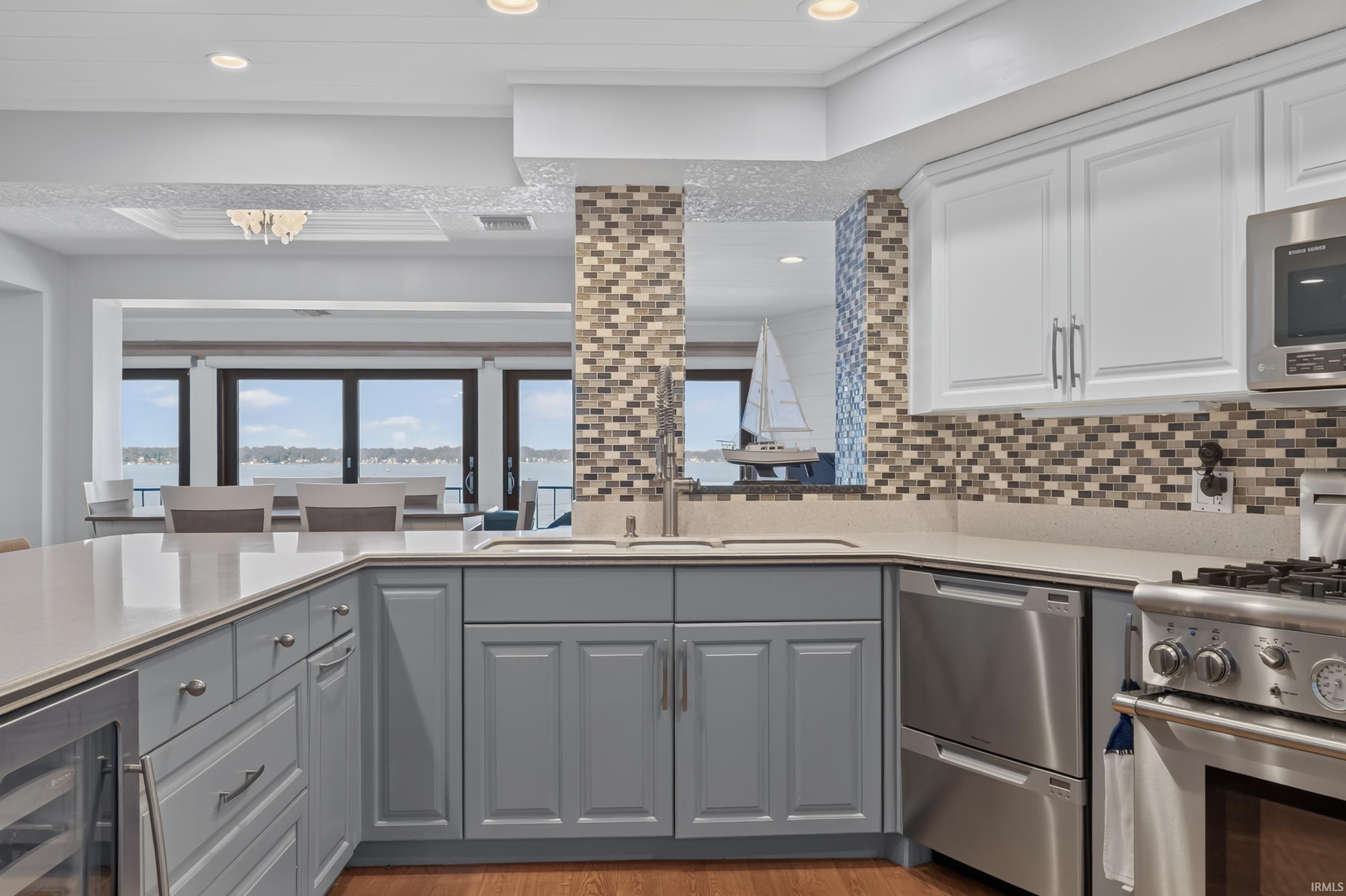12275 North Ogden Point Road, Unit 304 Syracuse, IN 46567 - Photo 4 of 33 Gallery Image 4