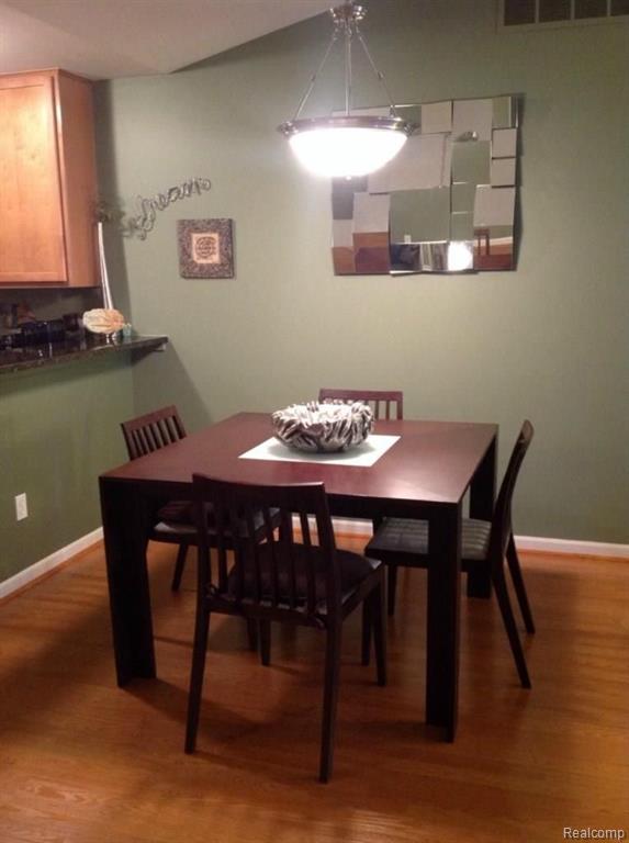 340 North Wixom Road Wixom, MI 48393 - Photo 11 of 26