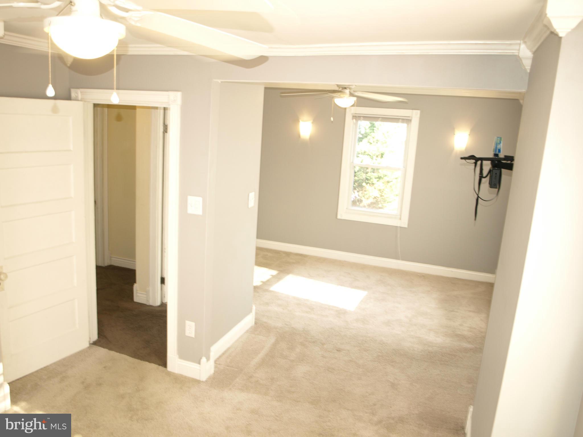 637 Cresswell Road Baltimore, MD 21225 - Photo 3 of 30 Bedroom (Master)