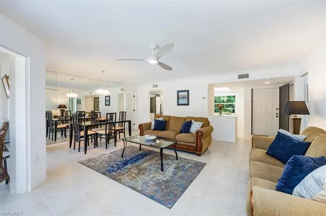 $479,999 | 3200 Binnacle Drive, Unit C4, Naples, FL 34103