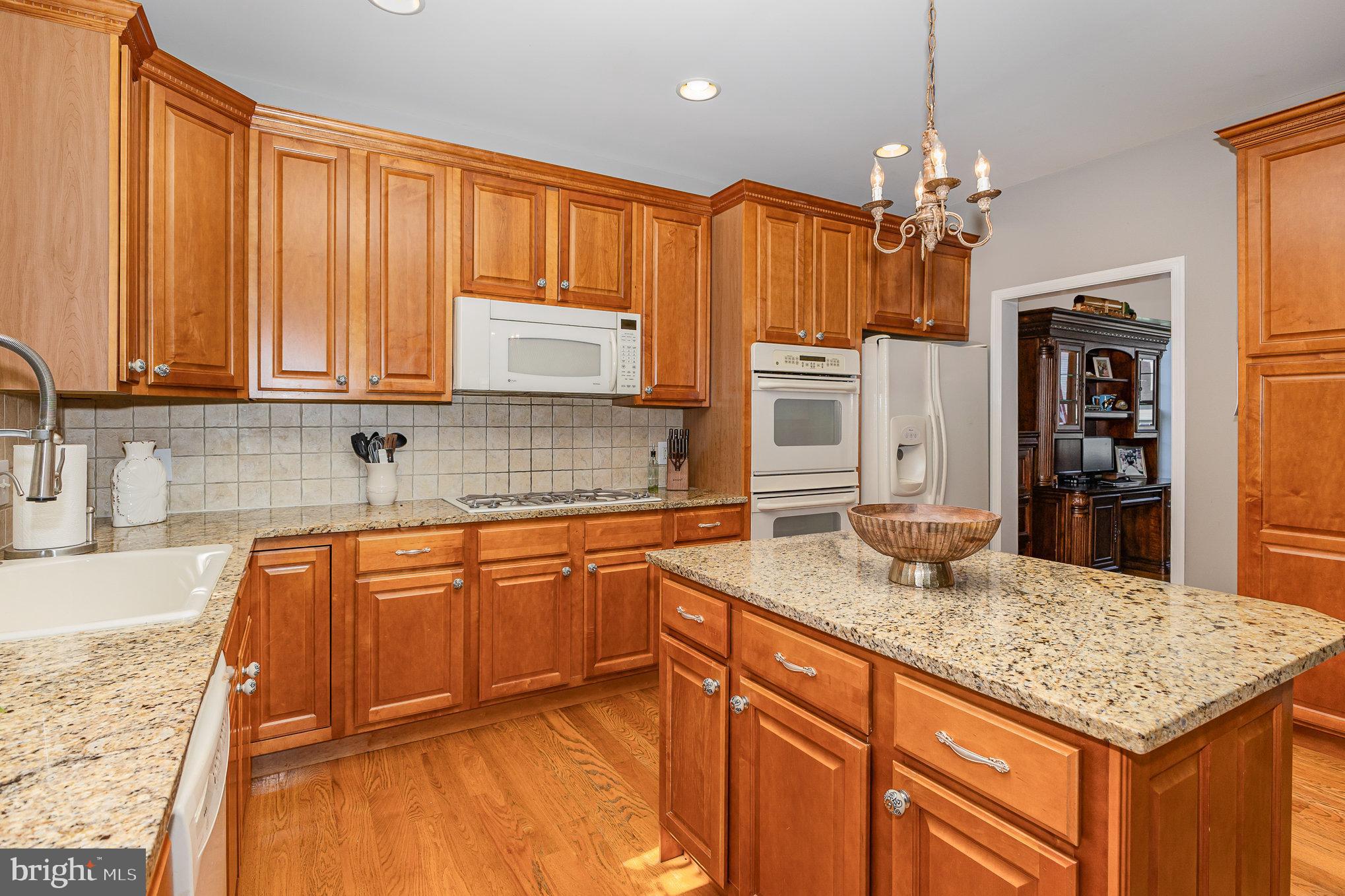 317 Cobblers Court Lititz, PA 17543 - Photo 11 of 23 Gallery Image 11