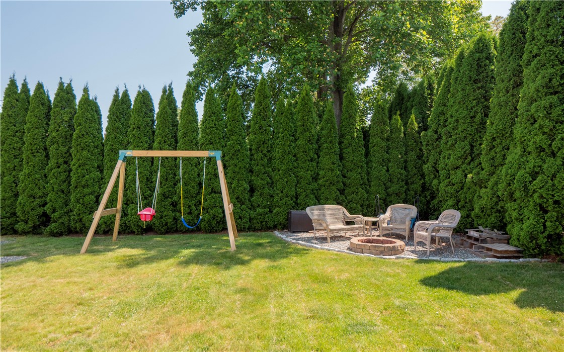 15 Valley Road East Greenwich, RI 02818 - Photo 42 of 48 Gallery Image 42