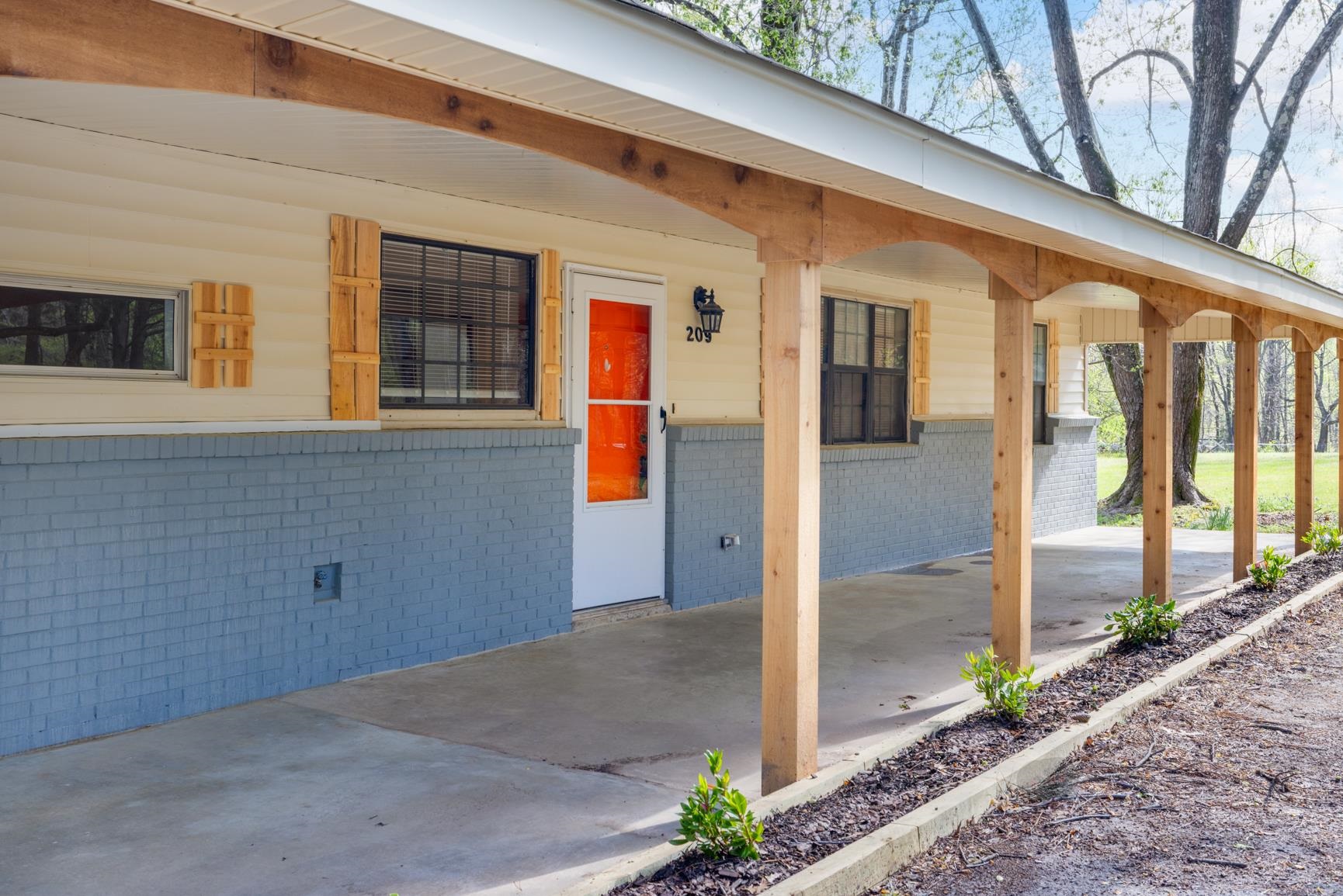 209 Watkins Road Drummonds, TN 38023 - Photo 3 of 27 Gallery Image 3