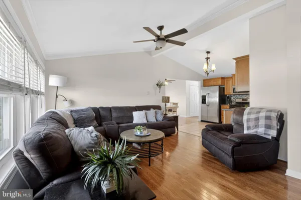 $330,000 | 525 North Coles Avenue, Maple Shade, NJ 08052