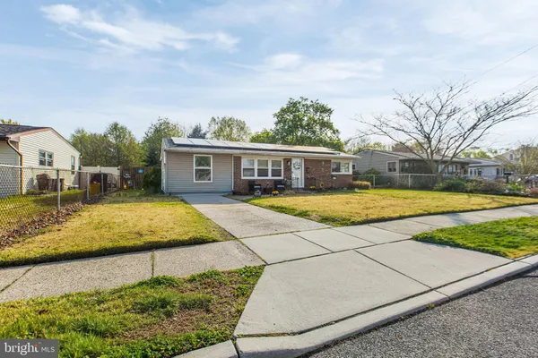 $330,000 | 525 North Coles Avenue, Maple Shade, NJ 08052