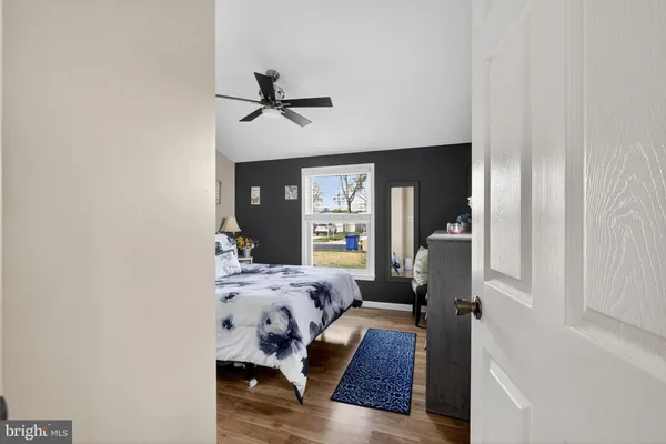 $330,000 | 525 North Coles Avenue, Maple Shade, NJ 08052