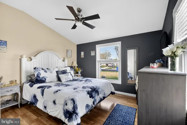 $330,000 | 525 North Coles Avenue, Maple Shade, NJ 08052